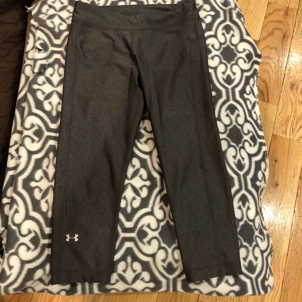 Under armor workout crop